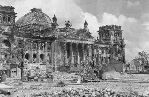 Reichstagsgebäude 1945