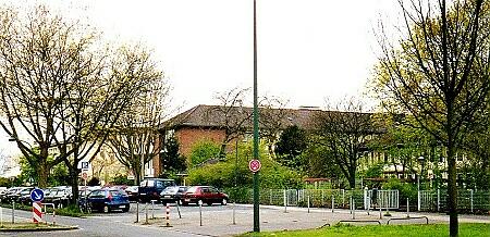Hauptgebäude